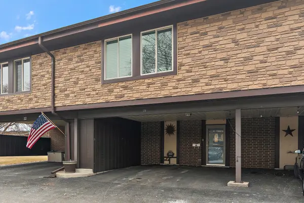 23 Cour Versaille Court #23, Palos Hills, IL 60465