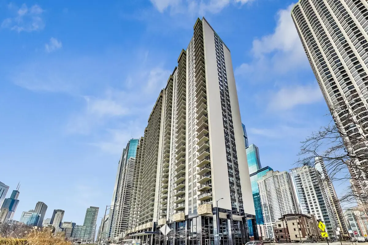 400 E Randolph Street #2425, Chicago, IL 60601 - #1