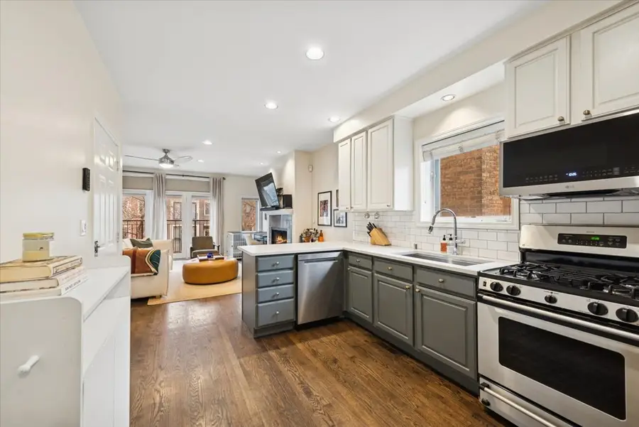 3619 N Damen Avenue #2, Chicago, IL 60618 - #3