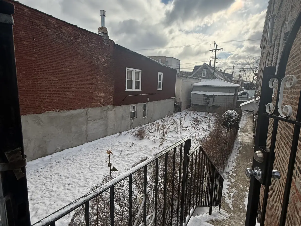 2247 W Cermak Road, Chicago, IL 60608 - #1