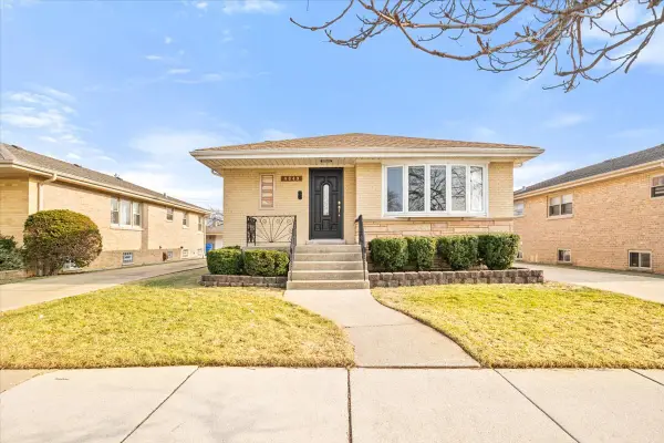 4849 N Newland Avenue, Chicago, IL 60656