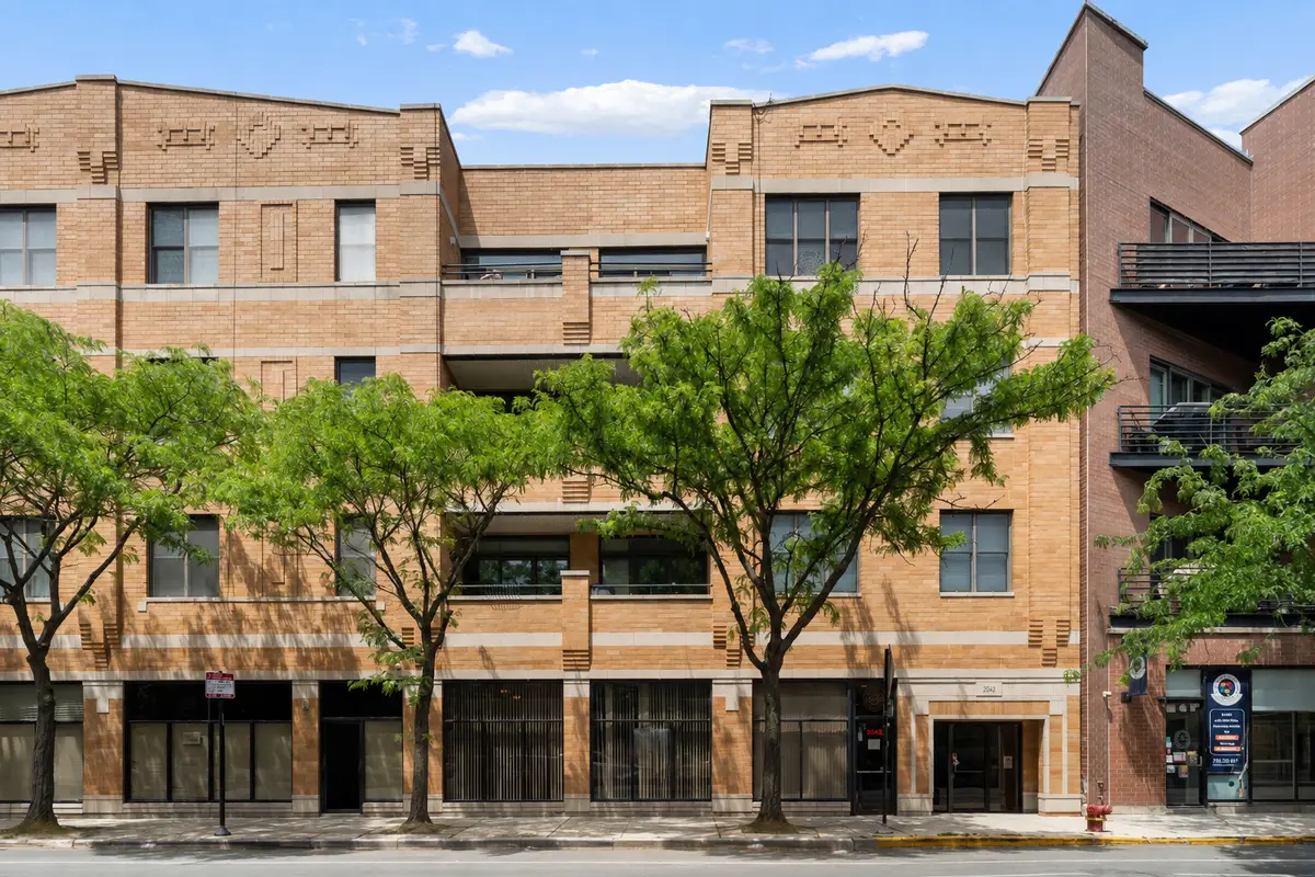 2040 W Belmont Avenue #405, Chicago, IL 60618 - #1