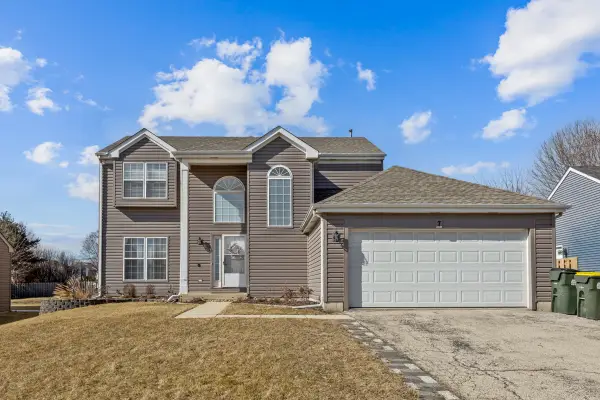 7 Elizabeth Court, Lake In The Hills, IL 60156
