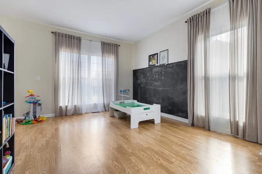 7 Elizabeth Court, Lake In The Hills, IL 60156 - #3