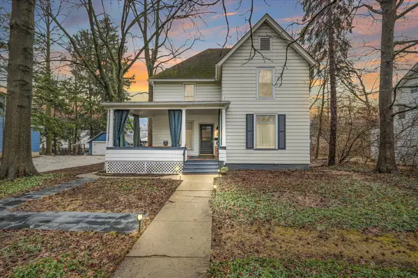 1009 W Church Street, Champaign, IL 61821