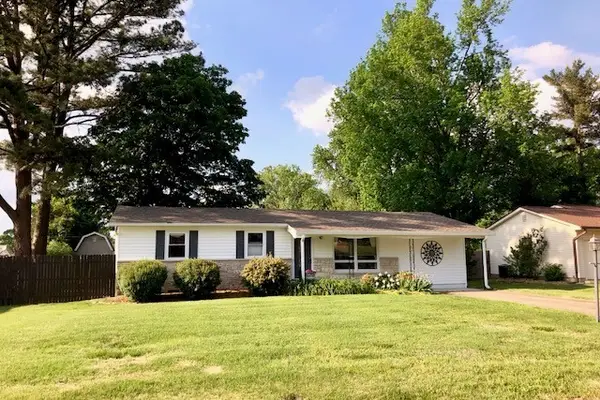 1430 E Grand Avenue, Carbondale, IL 62902