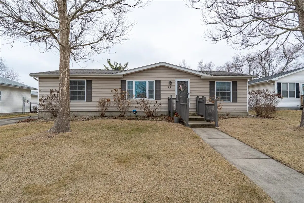 23 Geneva Court, Bloomington, IL 61704 - #1