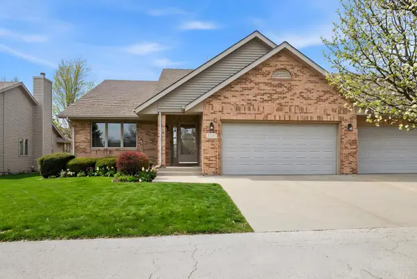 1247 Daniel Court, Sycamore, IL 60178
