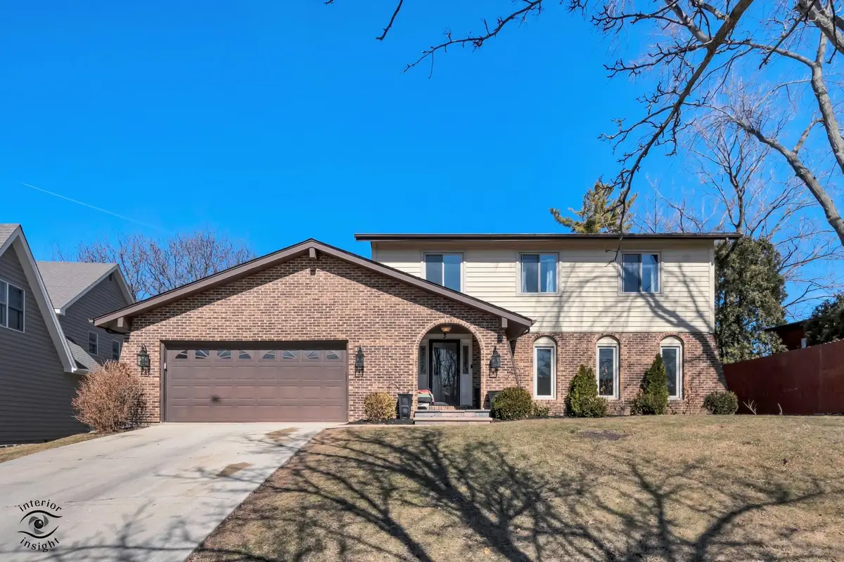 3 Hobson Court, Woodridge, IL 60517 - #1