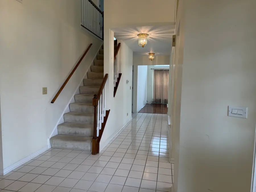 1576 Poplar Creek Drive, Hoffman Estates, IL 60169 - #3