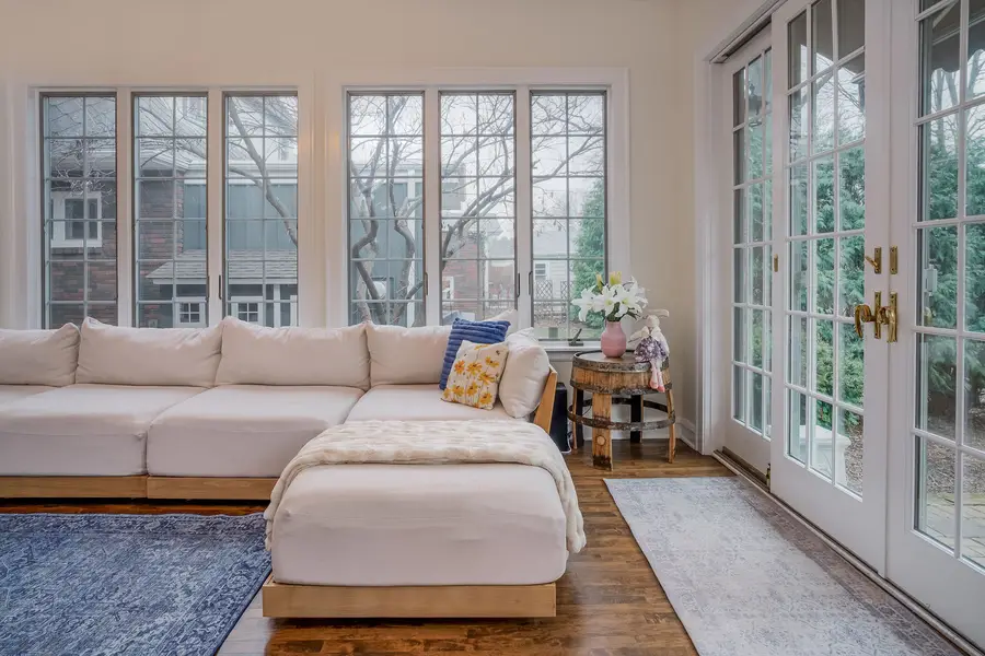 728 Howard Street, Wheaton, IL 60187 - #2