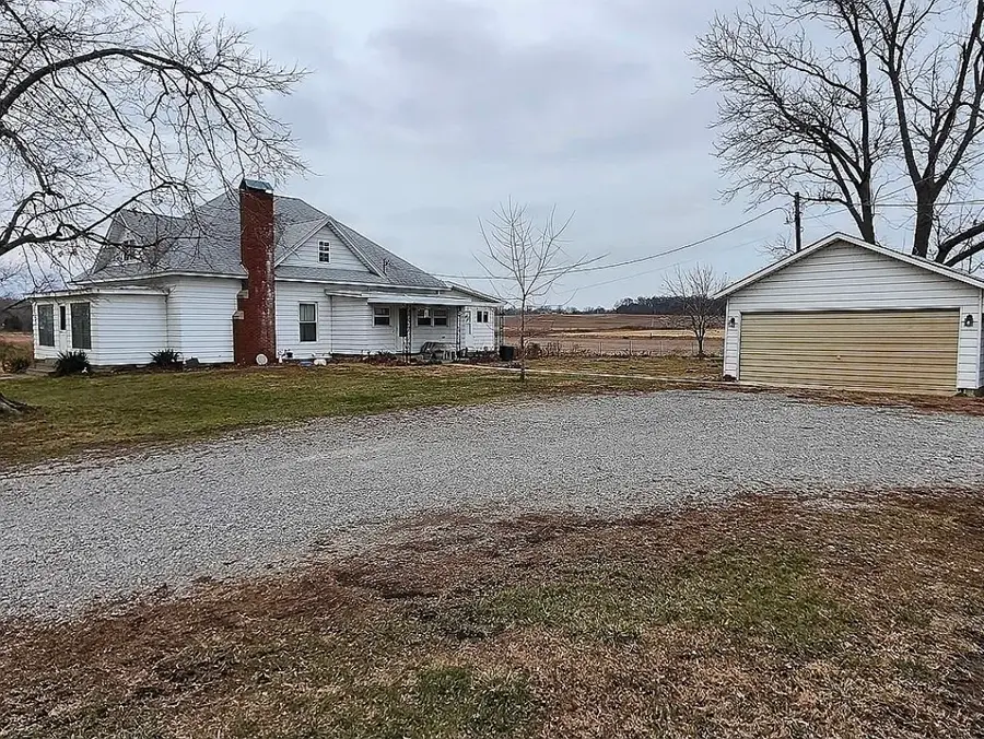 1100 John Stelle Road, McLeansboro, IL 62859 - #2