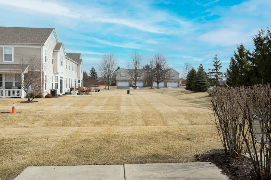 2722 Evergreen Circle, McHenry, IL 60050 - #3