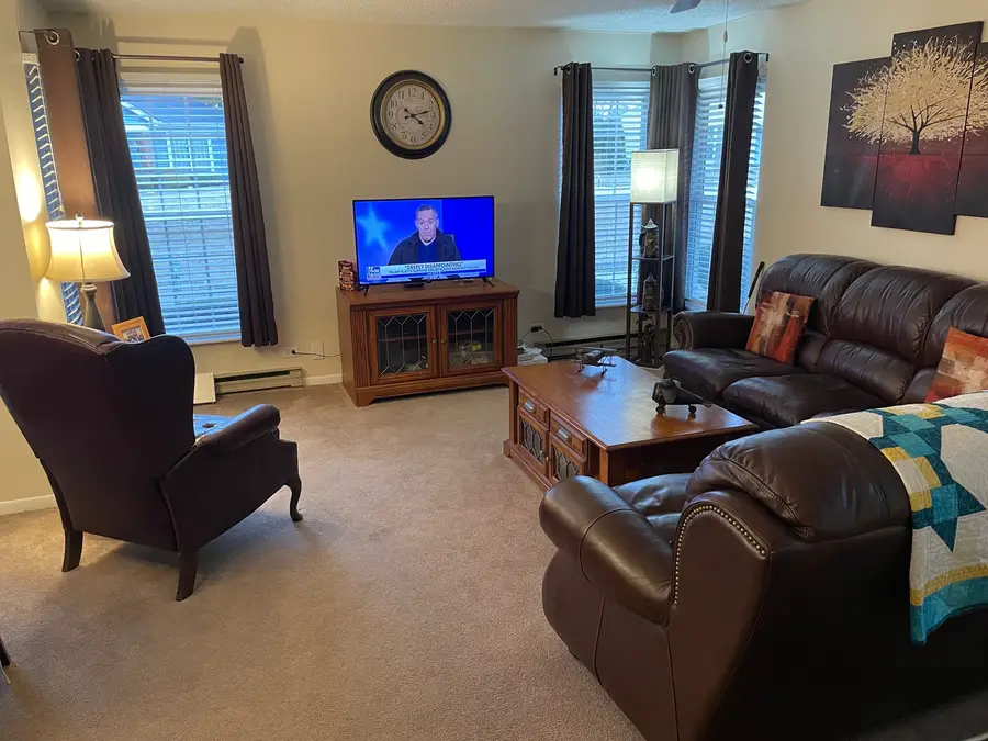 7202 Oxford Circle #237, Fox Lake, IL 60020 - #3