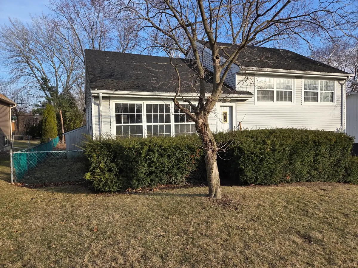 743 Skyline Drive, Barrington, IL 60010 - #1