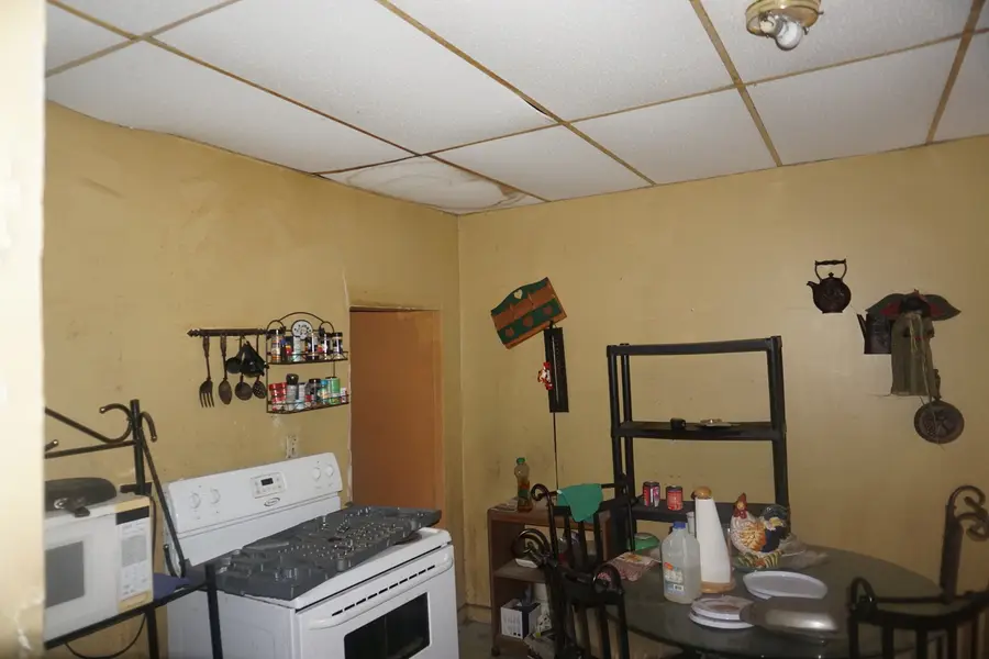 109 S Washington Street, Sparta, IL 62286 - #2