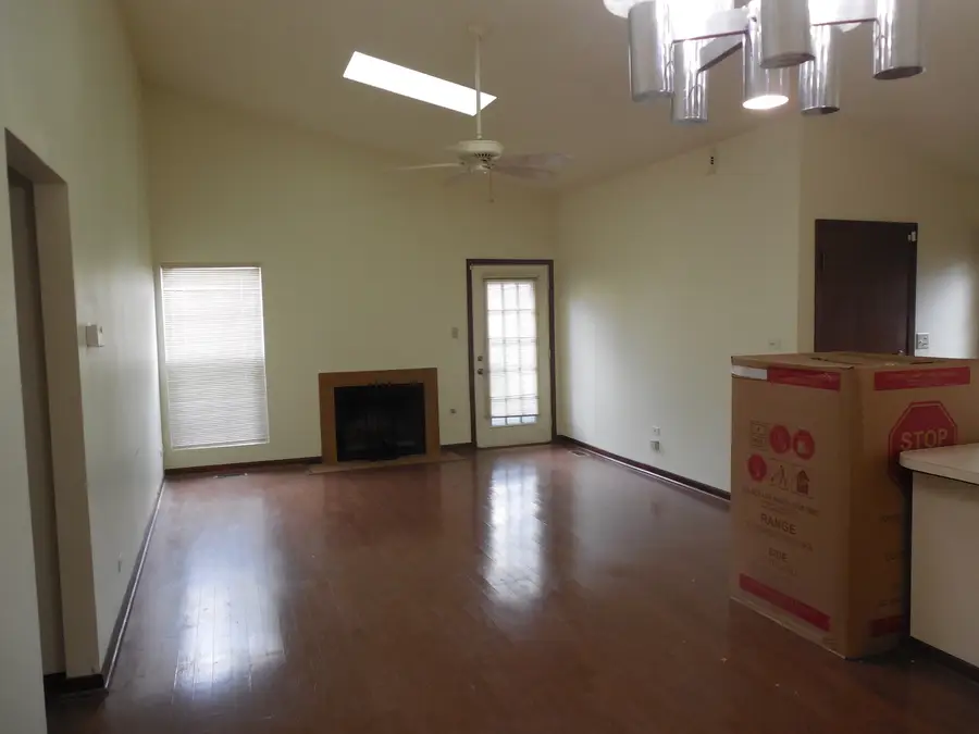 258 Juniper Circle, Streamwood, IL 60107 - #2