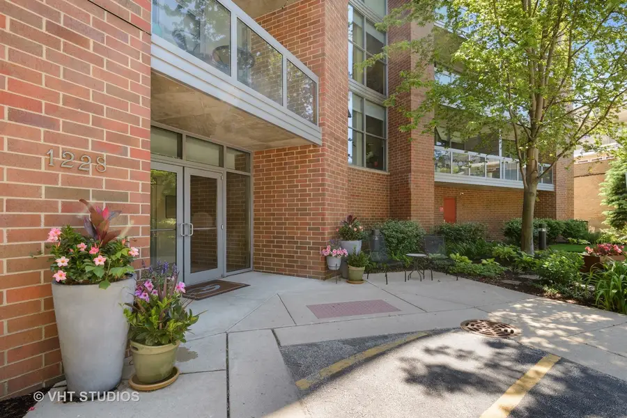1228 Emerson Street #304, Evanston, IL 60201 - #2