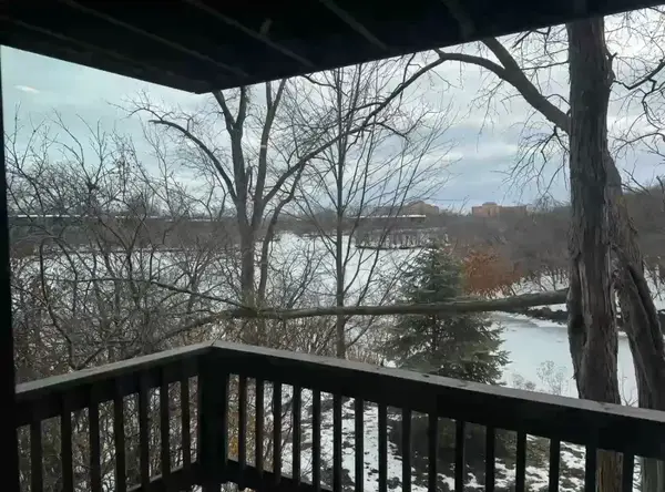 1615 Maple Terrace #115-1L, Lisle, IL 60532