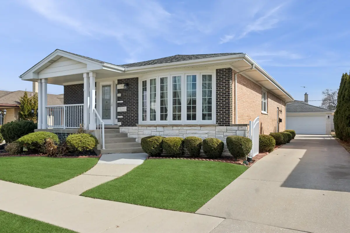 8455 N Chester Avenue, Niles, IL 60714 - #1