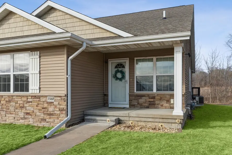 1560 Olde Brandy Lane, Davenport, IA 52807 - #2