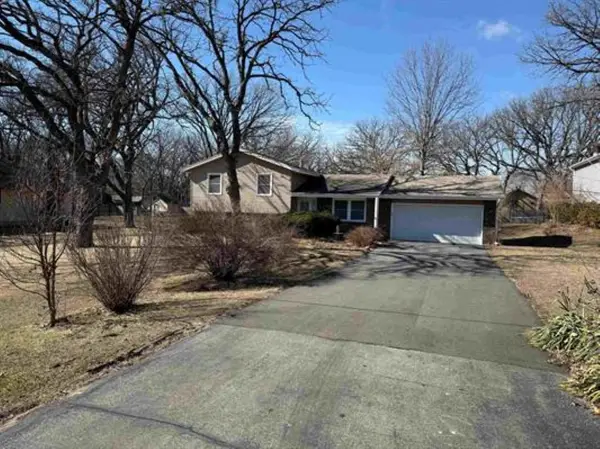 11392 Edgemere Terrace, Roscoe, IL 61073