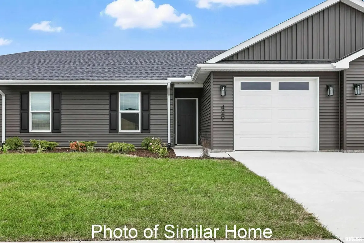 436 N 2nd Avenue, Eldridge, IA 52748 - #1