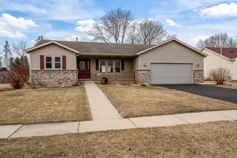 212 Royal Avenue, Belvidere, IL 61008 - #2