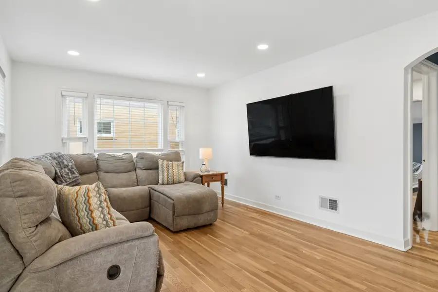 714 S Dunton Avenue, Arlington Heights, IL 60005 - #2