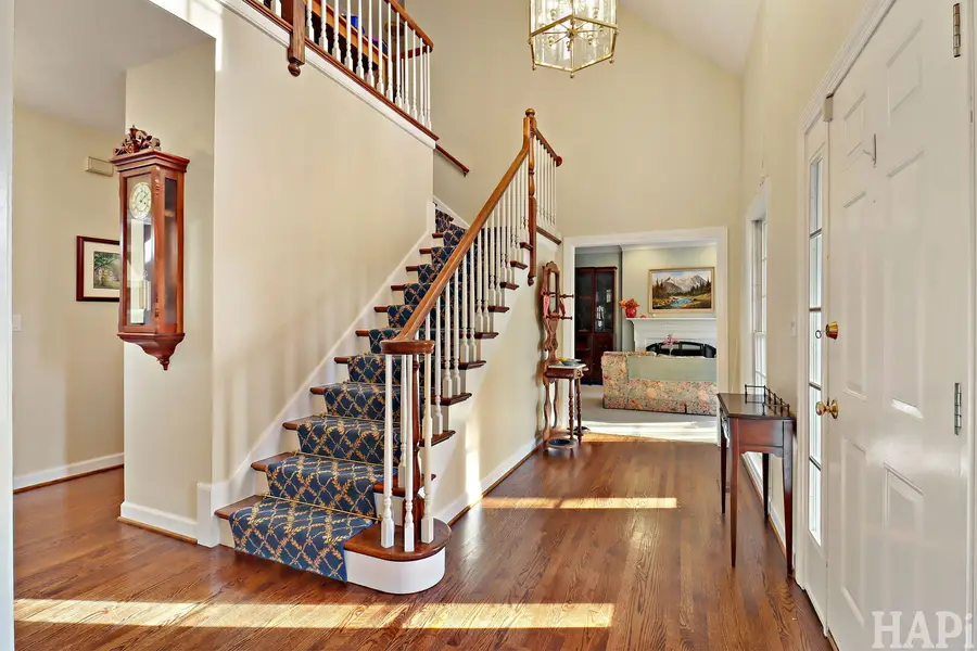 1727 Telegraph Road, Bannockburn, IL 60015 - #2