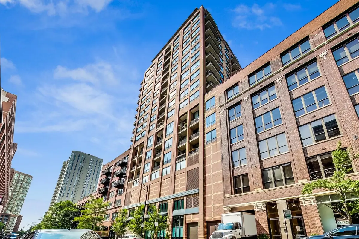 400 W Ontario Street #1005, Chicago, IL 60654 - #1