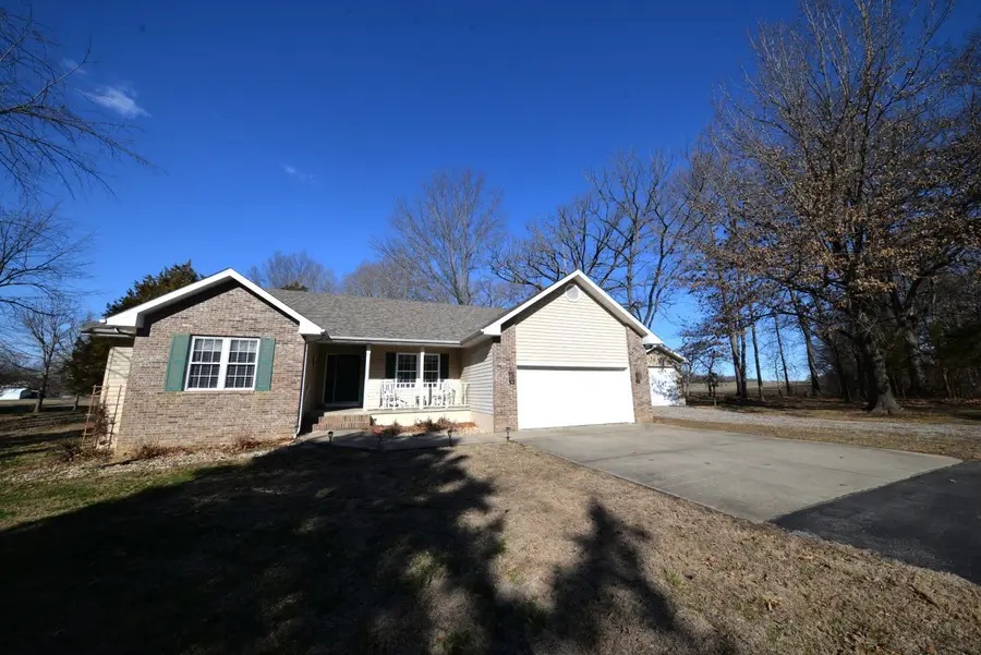 14687 N Lost Lake Lane, Mount Vernon, IL 62864 - #2