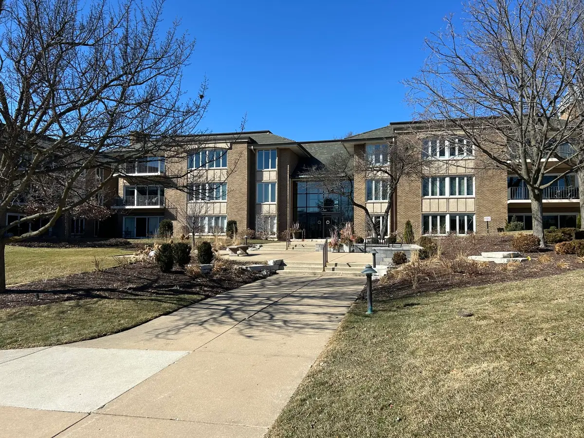 1 Oak Brook Club Drive #A105, Oak Brook, IL 60523 - #1