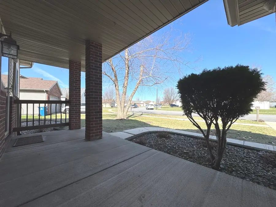 366 Centerpoint Drive S, Bourbonnais, IL 60914 - #3