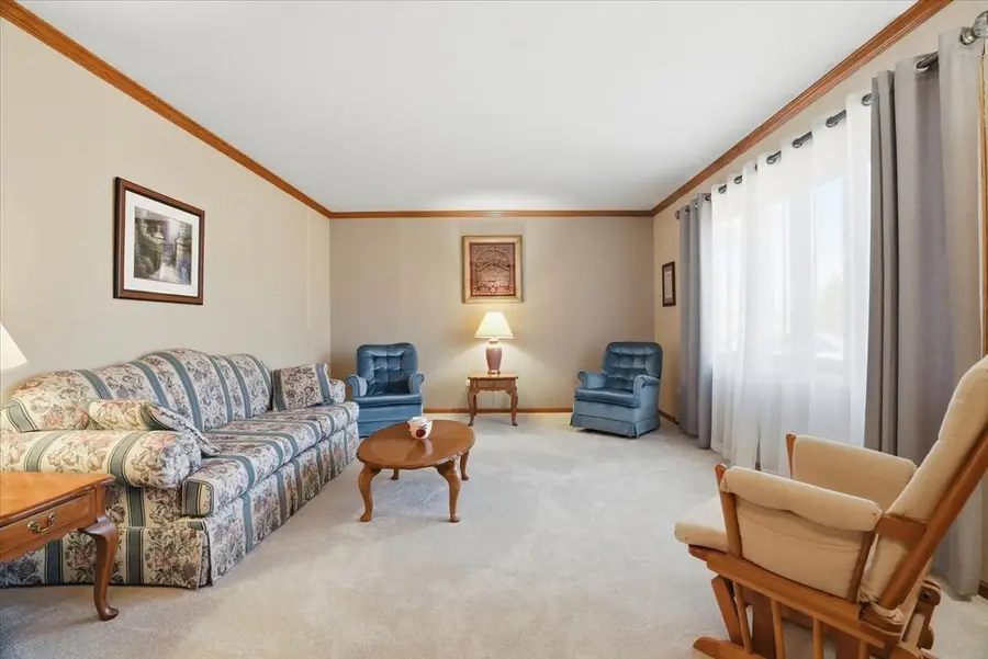 38546 N Pine Avenue, Beach Park, IL 60099 - #2