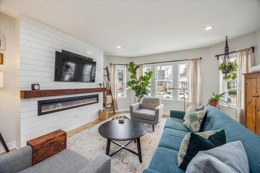 3533 Morton Avenue, Brookfield, IL 60513 - #3