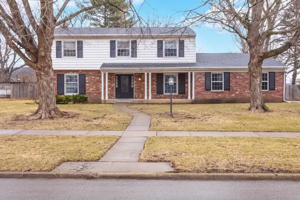 101 N Bellemont Road, Bloomington, IL 61701