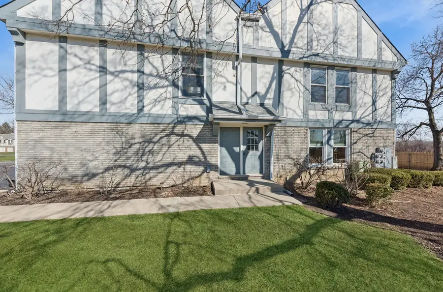 120 W Golf Road #A, Libertyville, IL 60048 - #2