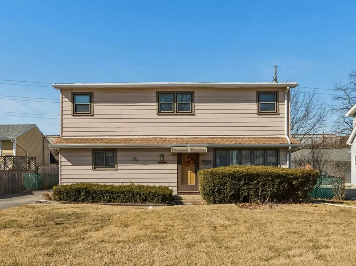 2956 Rhodes Avenue, Melrose Park, IL 60164 - #1