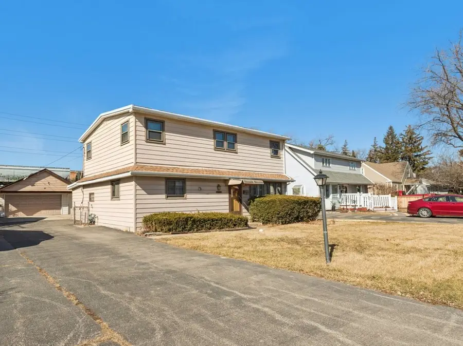 2956 Rhodes Avenue, Melrose Park, IL 60164 - #2