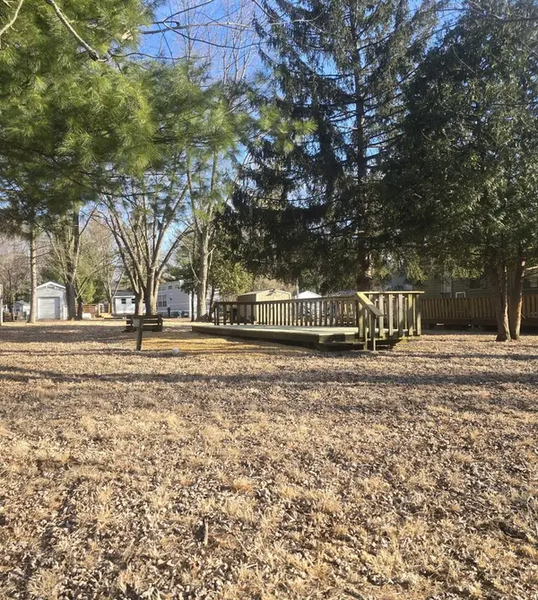 11/114 Woodhaven, Sublette, IL 61367