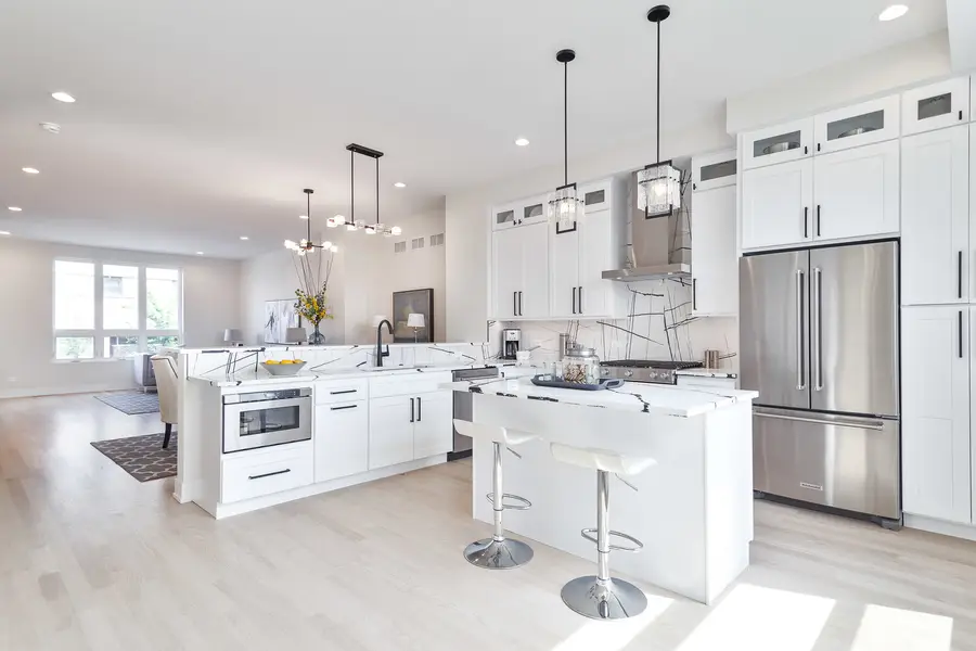 3502 N Central Avenue, Chicago, IL 60634 - #2