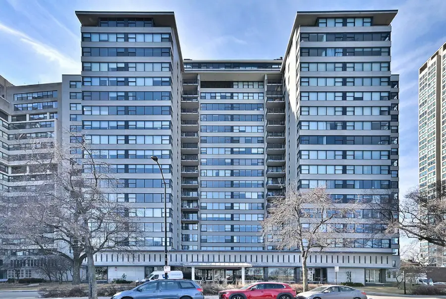 3440 N Lake Shore Drive #3C, Chicago, IL 60657 - #2