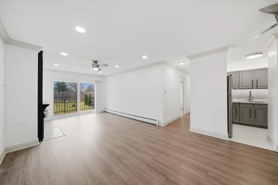 645 Grove Drive #202, Buffalo Grove, IL 60089 - #3