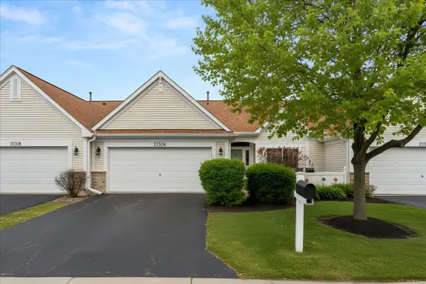 21304 W Douglas Lane, Plainfield, IL 60544