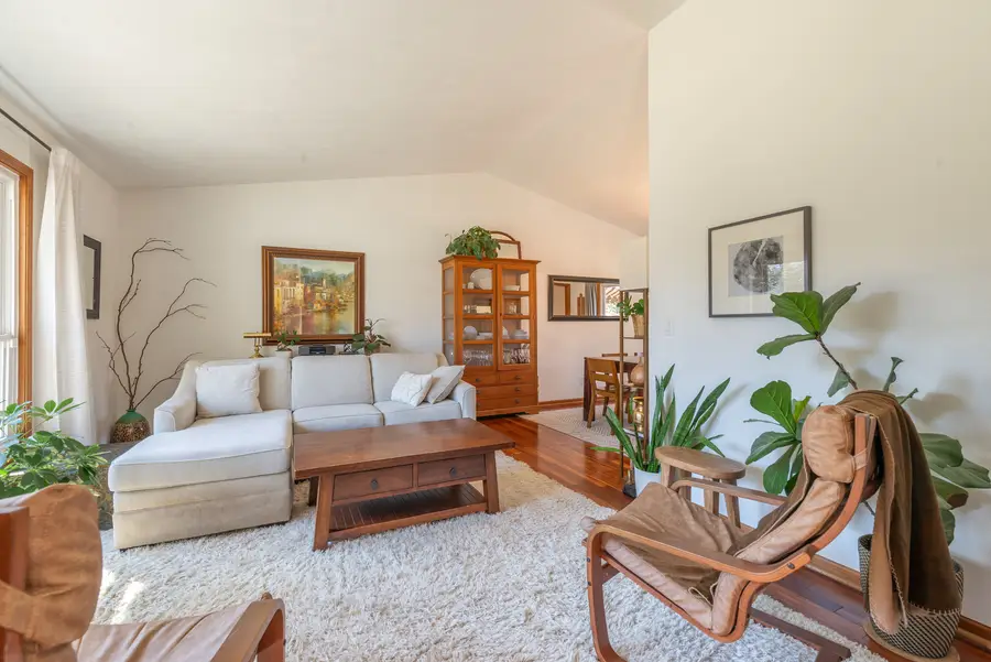 2210 Country Court, Freeport, IL 61032 - #2