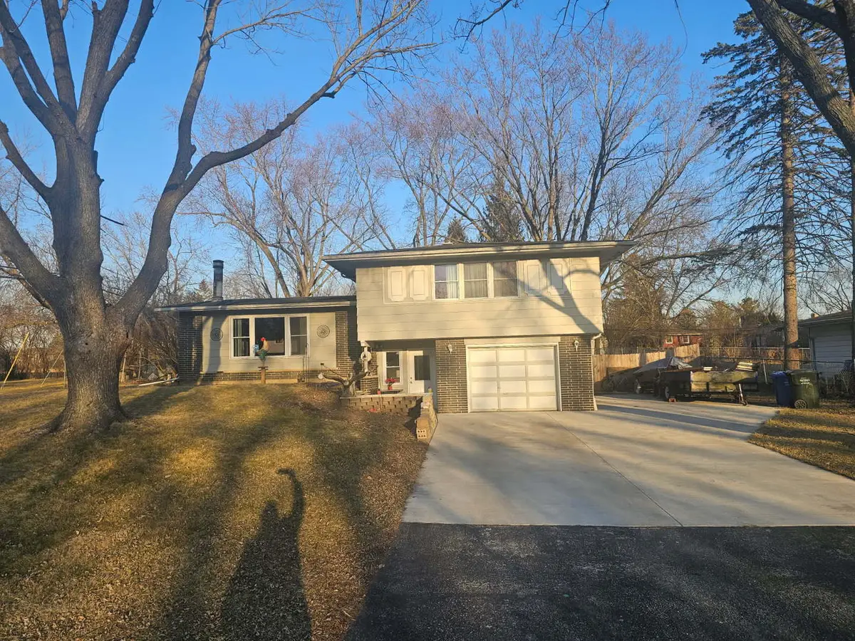 1852 Center Drive, Carpentersville, IL 60110 - #1