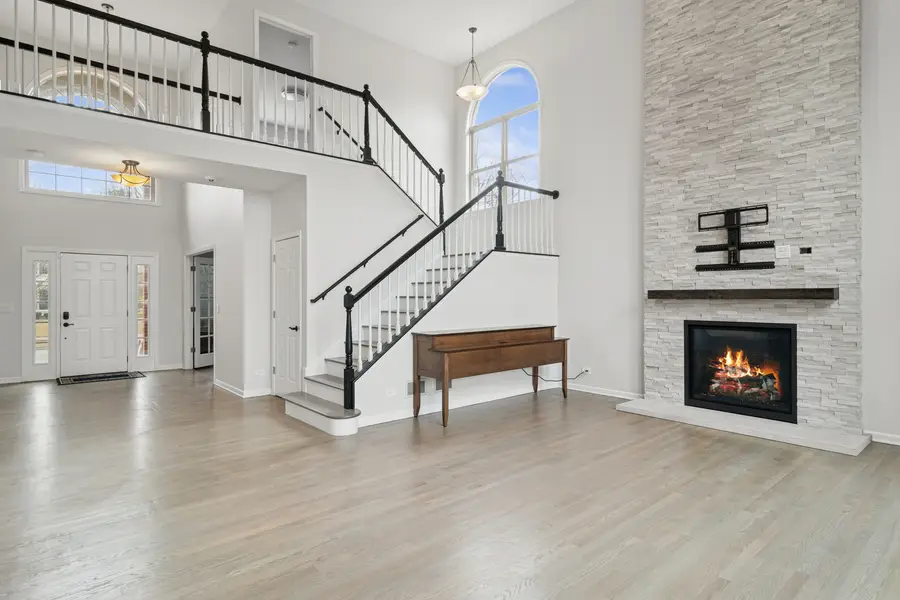 2062 N Broadmoor Lane, Vernon Hills, IL 60061 - #2