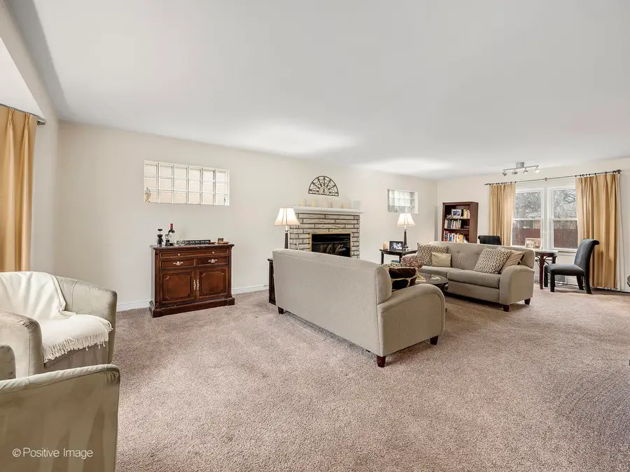 821 N Catherine Avenue, La Grange Park, IL 60526 - #3