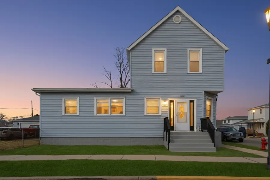 8891 67th Street, Hodgkins, IL 60525 - #3